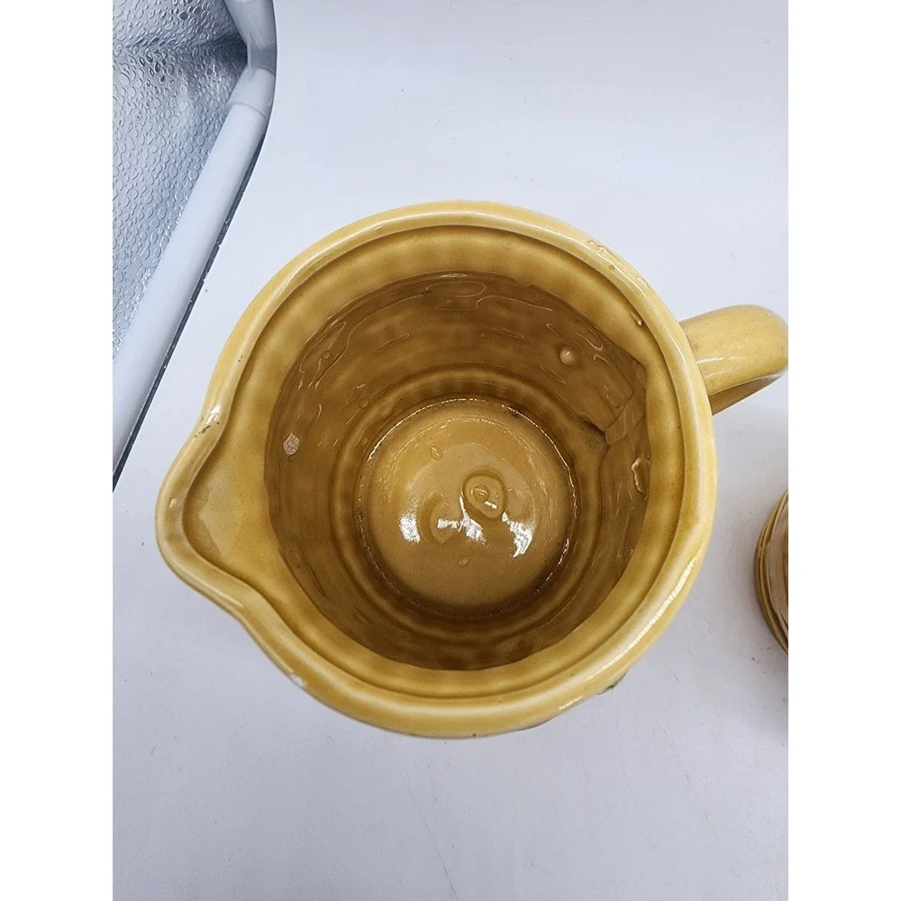 Vintage Ceramic Apple Basketweave Measuring Cup Set Yellow Farmhouse Pitchers